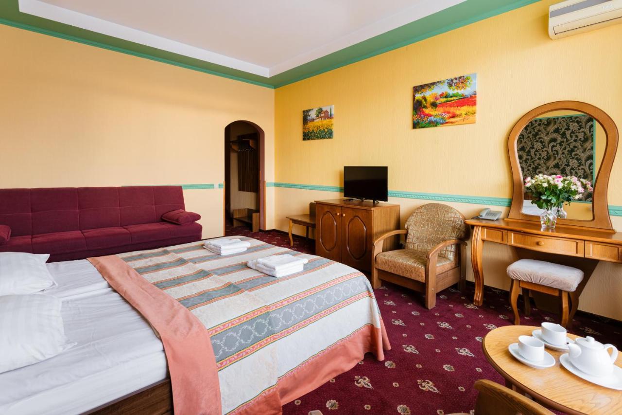 Tiso Apart Hotel Kiev Extérieur photo
