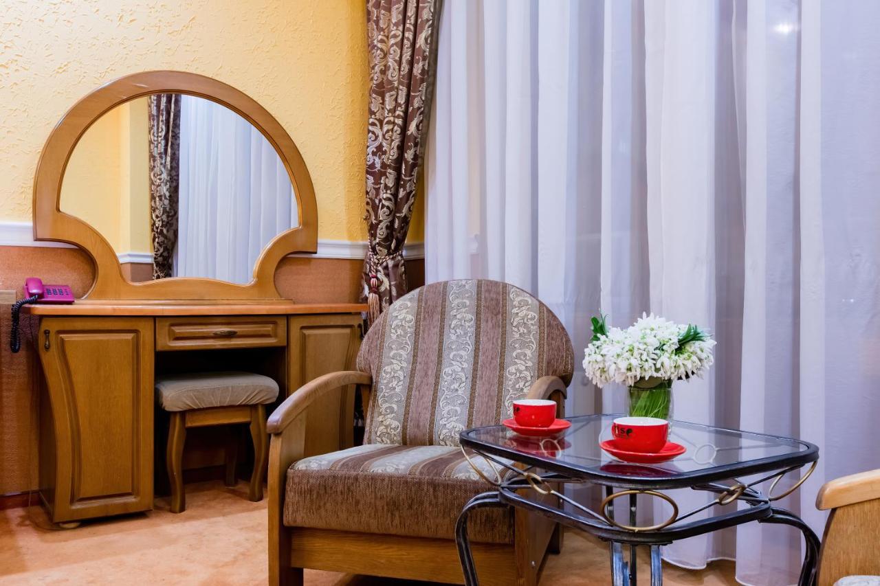 Tiso Apart Hotel Kiev Extérieur photo